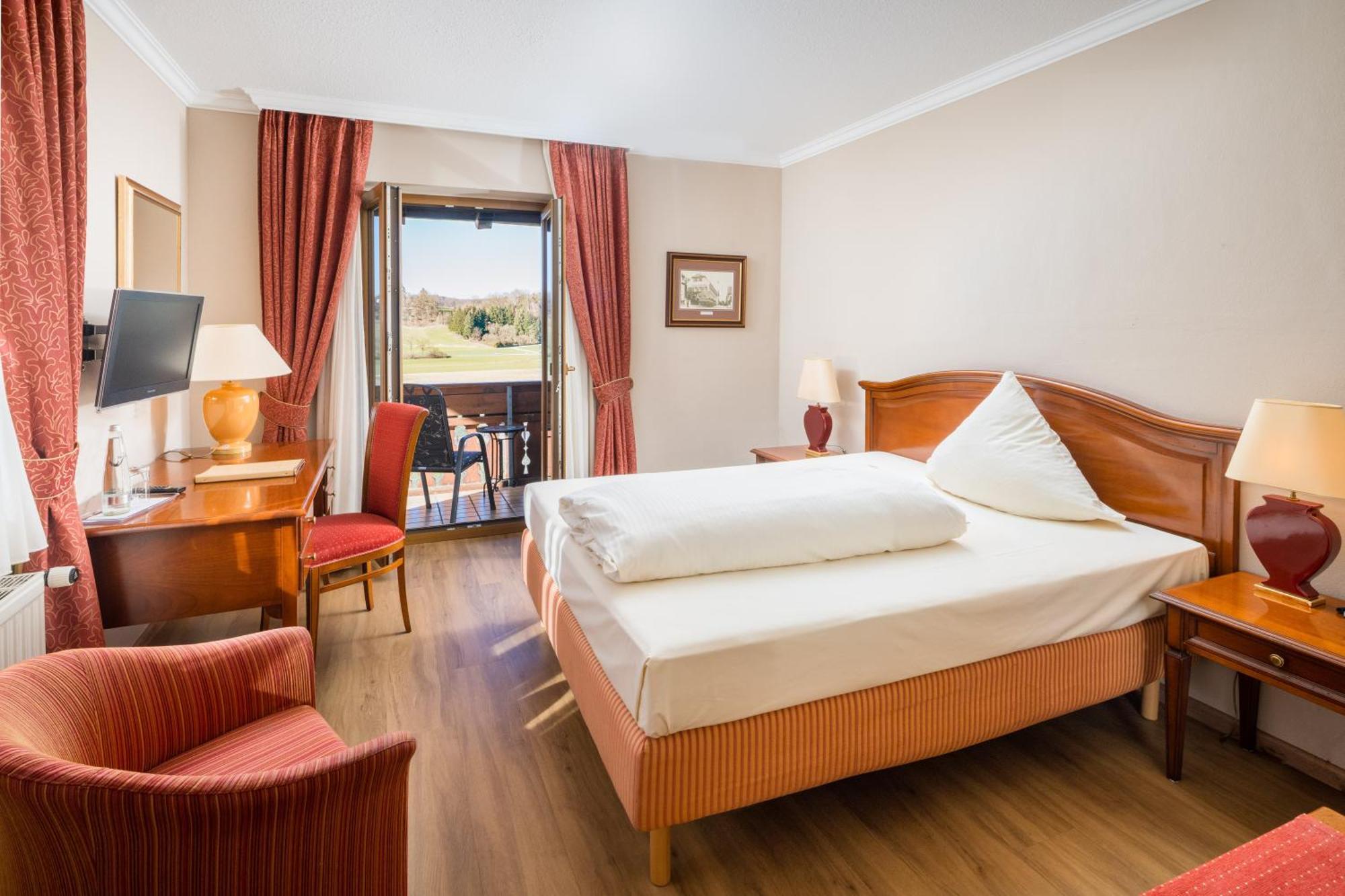 Hotel-Gasthof Huber Ebersberg Zewnętrze zdjęcie