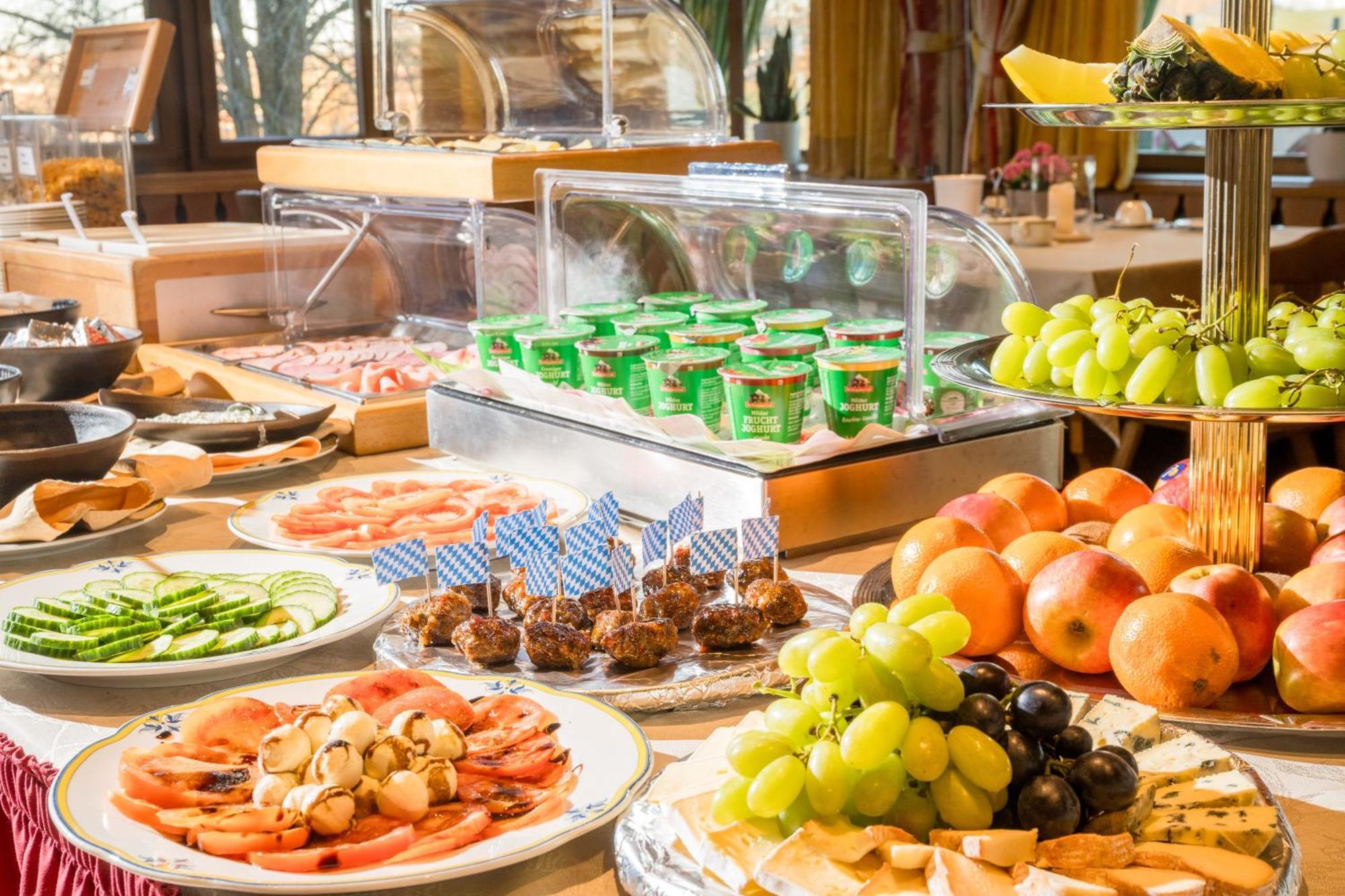 Hotel-Gasthof Huber Ebersberg Zewnętrze zdjęcie