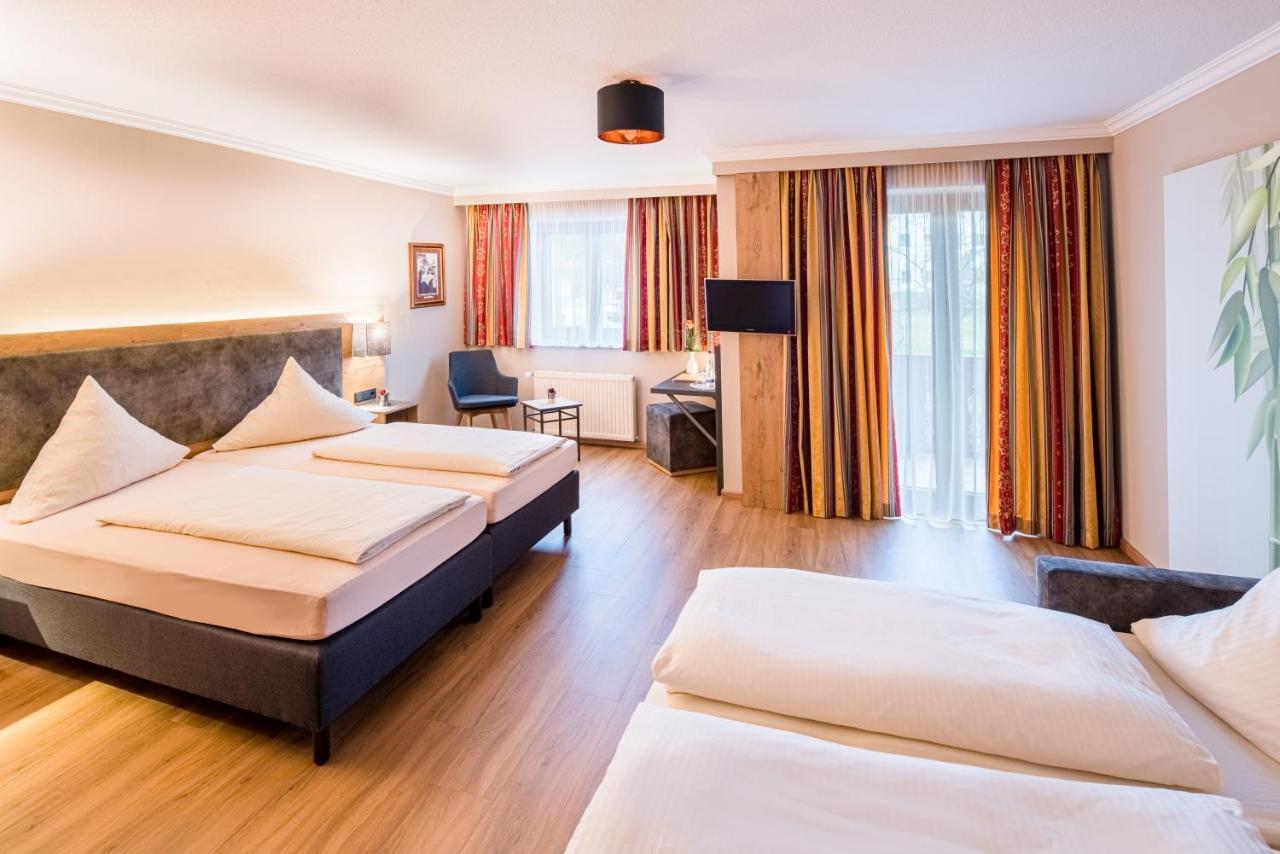 Hotel-Gasthof Huber Ebersberg Zewnętrze zdjęcie